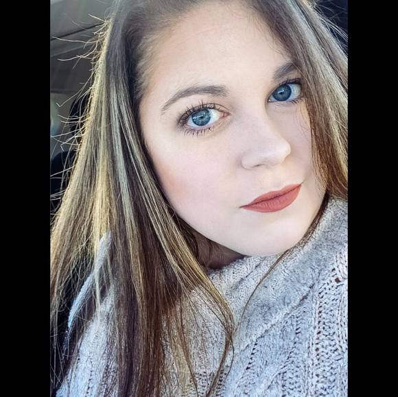 Meet your Posher, Tessa breayne - Picture 1 of 1